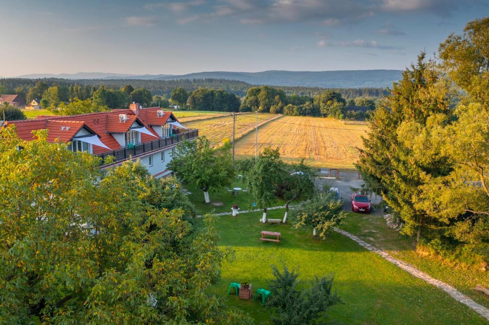 Gajowka  Dom W Domu - Izera Glamping B&B 외부 사진