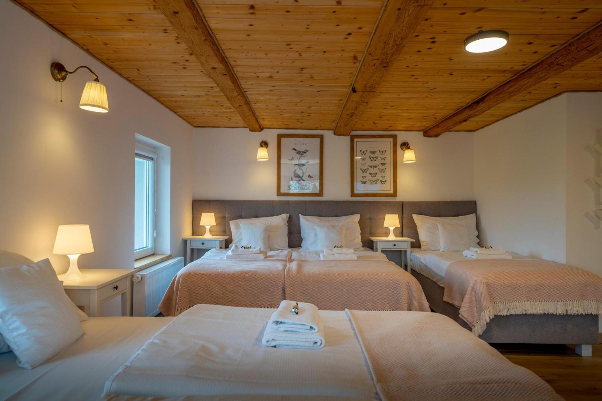 Gajowka  Dom W Domu - Izera Glamping B&B 객실 사진