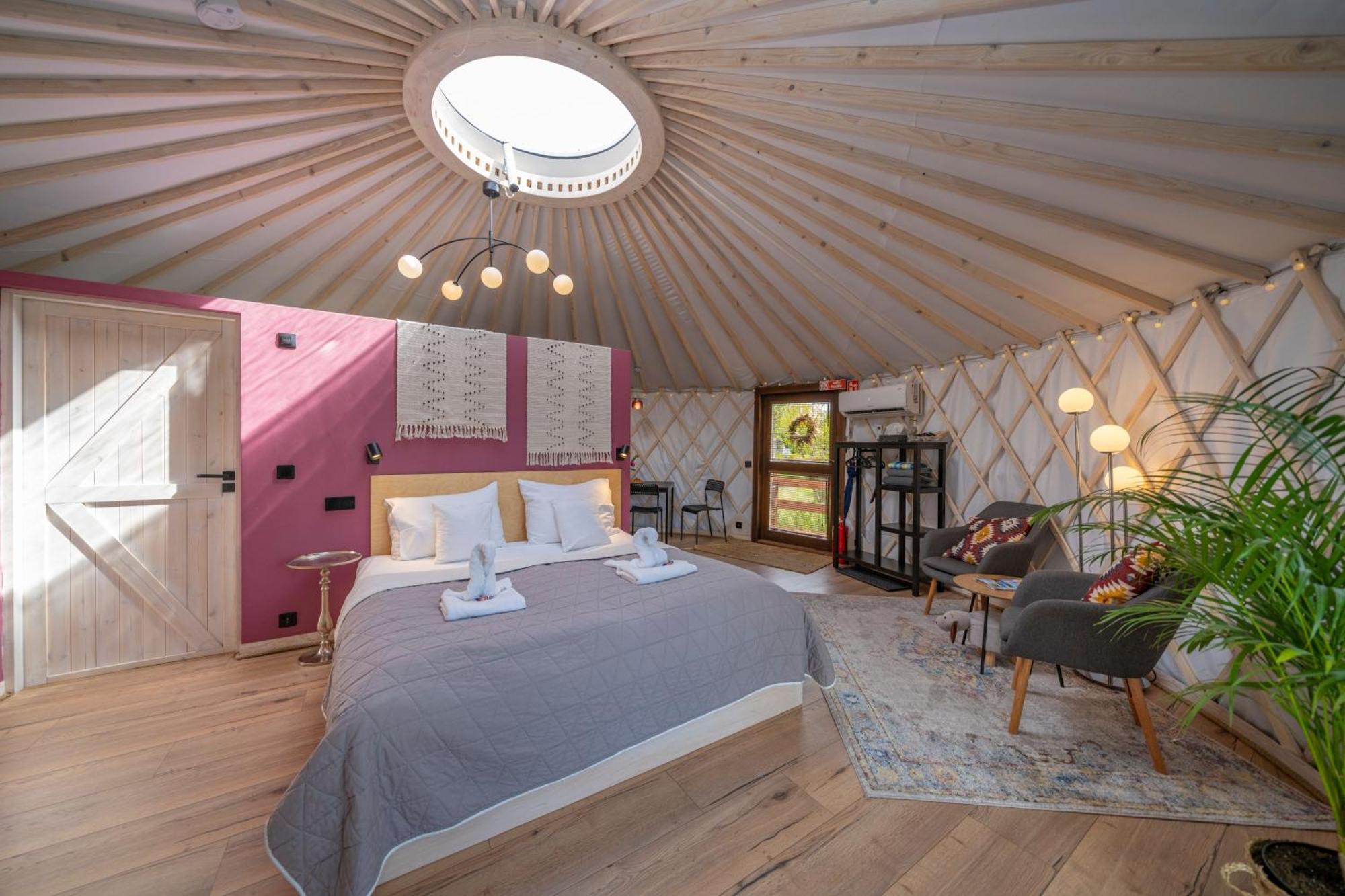 Gajowka  Dom W Domu - Izera Glamping B&B 객실 사진